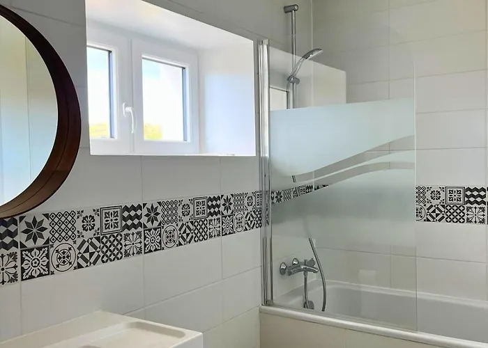 Maison Familiale Proche De La